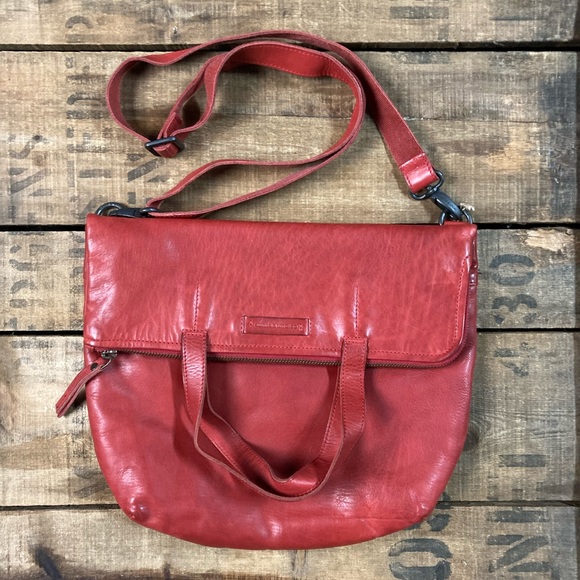 GRAPEFRUIT | Racing red | Aunts & Uncles - Picture 9 of 10